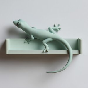 3D Printed Gecko Wall Shelf | Minimal Reptile Floating Ledge Display | Modern Lizard Decor Accent for Cozy Bedroom Office and Gaming Room
